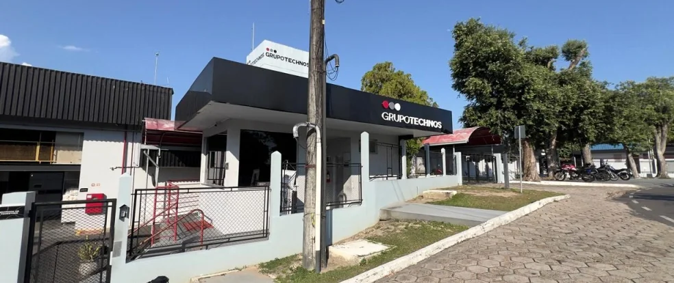 Fachada da unidade do Grupo Technos